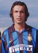 pirlo.jpg (21614 byte)
